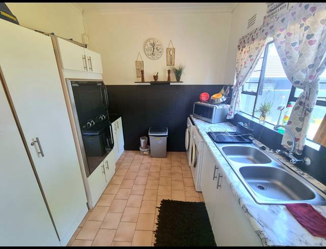 4 BEDROOM HOUSE FOR SALE IN MAYBERRY PARK